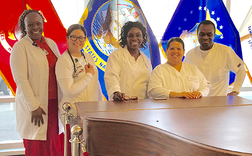 A group of nursing refresher students
